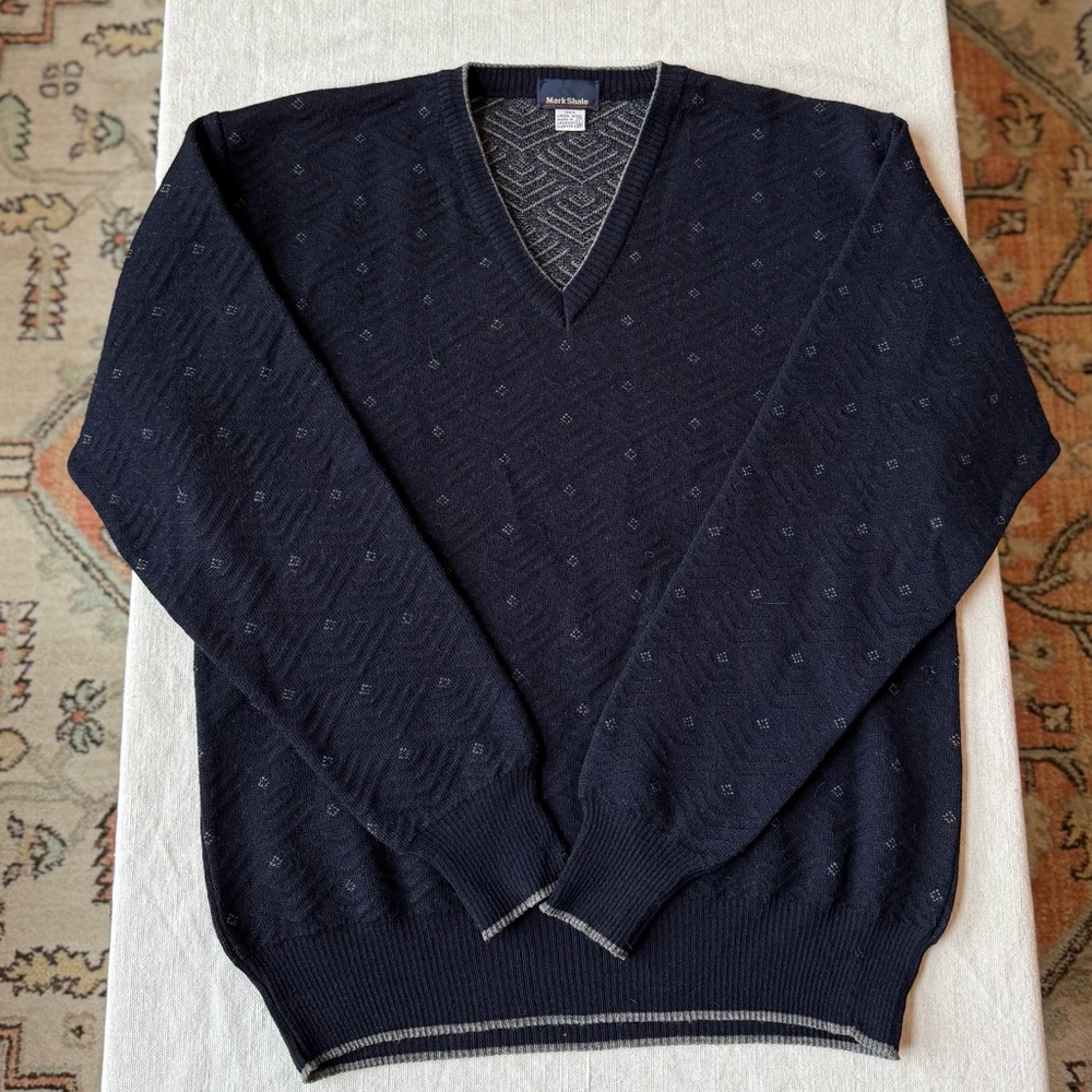 Vintage Mark Shale 100% Virgin Wool V-neck Sweater